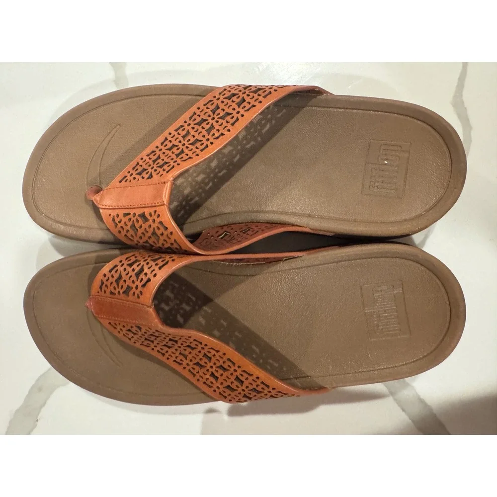 FitFlop Lulu Tan Leather Laser Cut Thong Platform Sandals Womens Brown